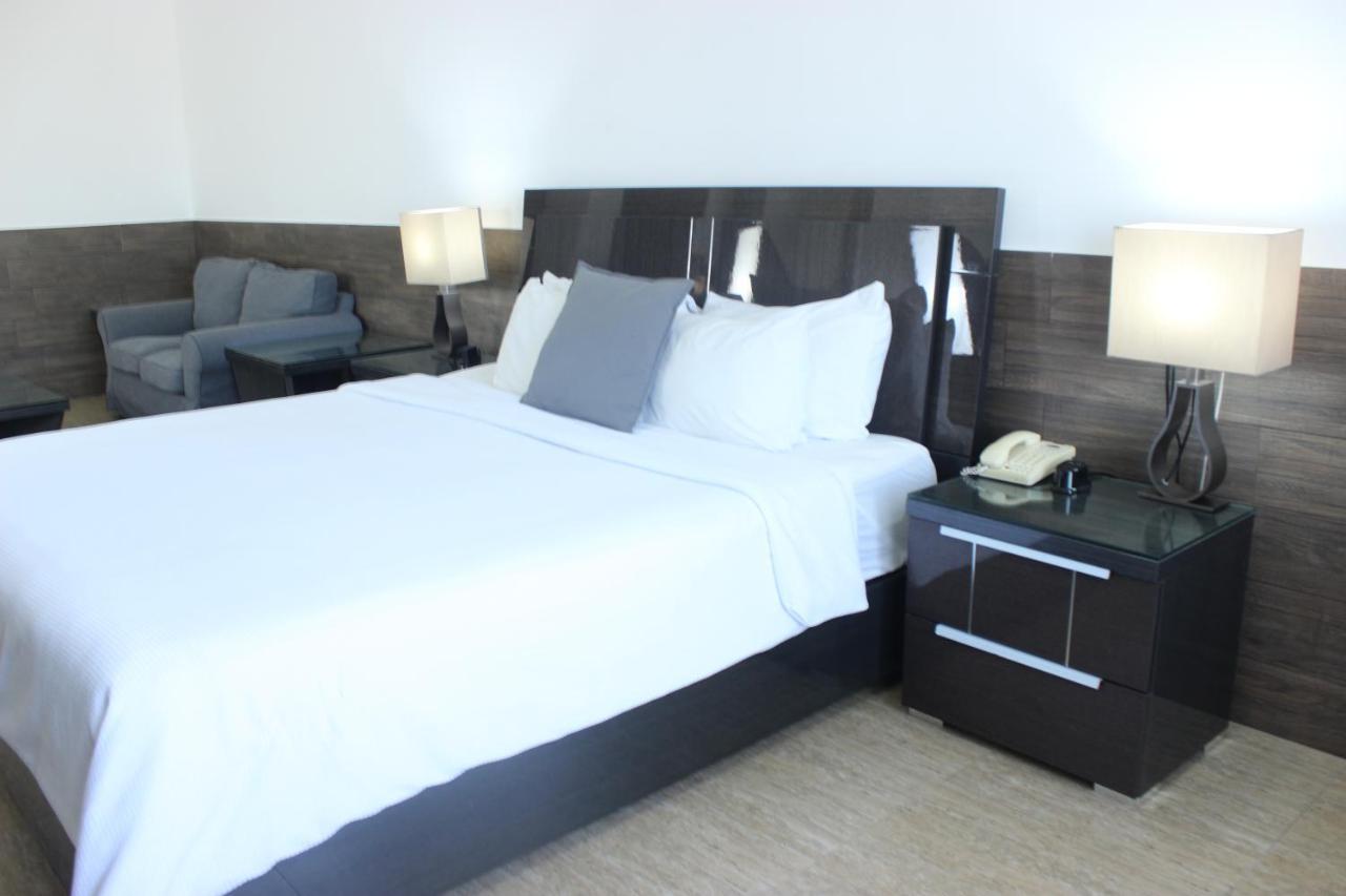 Beverly Hills: Hotel And Business Nuevo Cuscatlan Εξωτερικό φωτογραφία