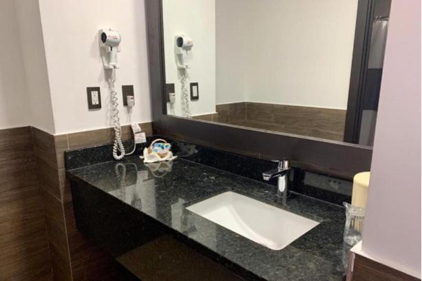 Beverly Hills: Hotel And Business Nuevo Cuscatlan Εξωτερικό φωτογραφία