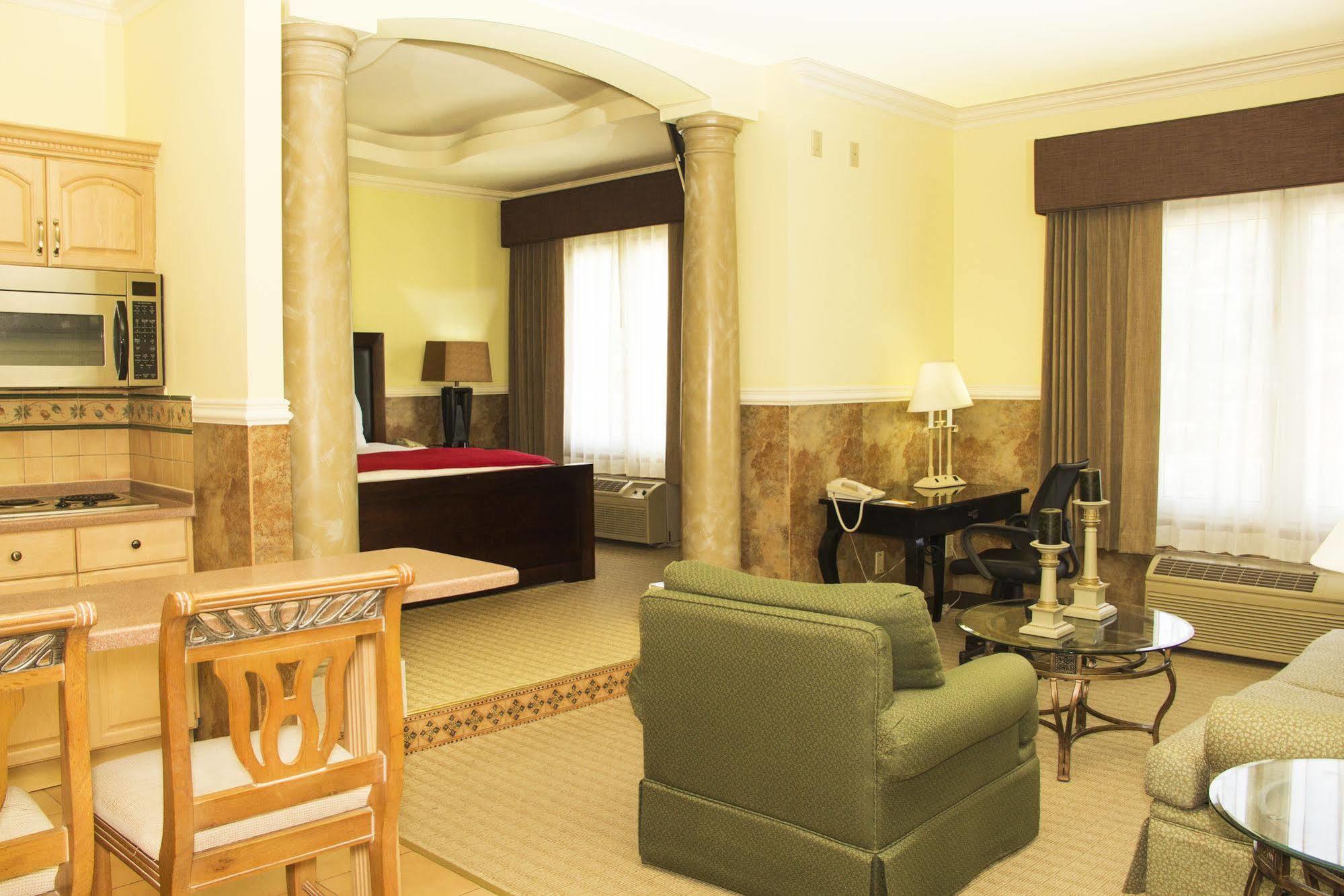 Beverly Hills: Hotel And Business Nuevo Cuscatlan Εξωτερικό φωτογραφία