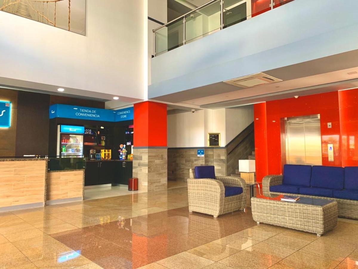 Beverly Hills: Hotel And Business Nuevo Cuscatlan Εξωτερικό φωτογραφία